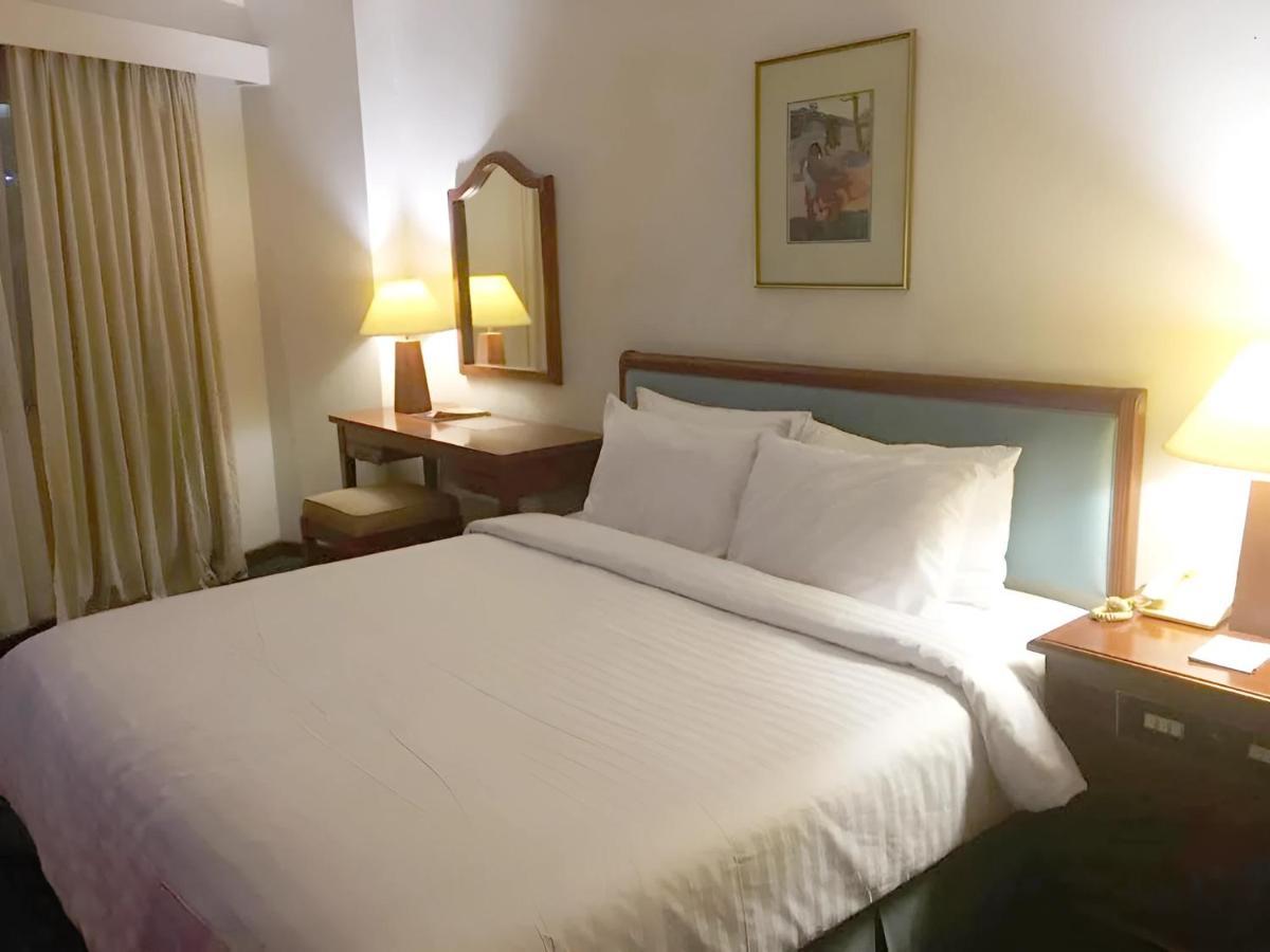 Paragon Wahid Hasyim Jakarta Exteriör bild